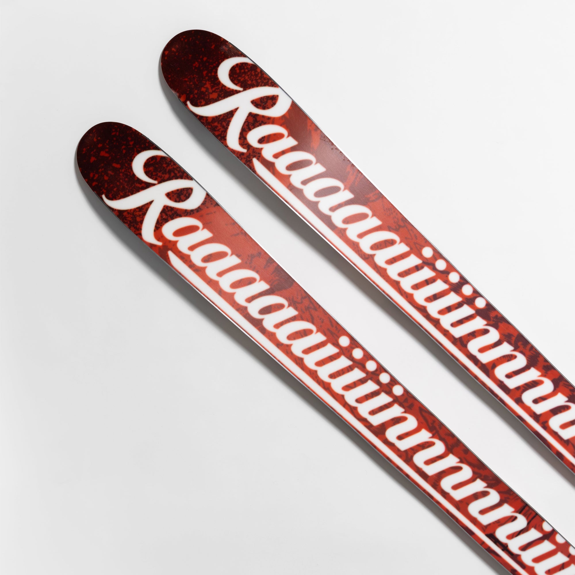 Close up of skis